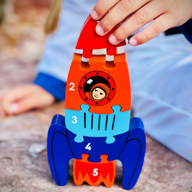 Le toy best sale van space rocket